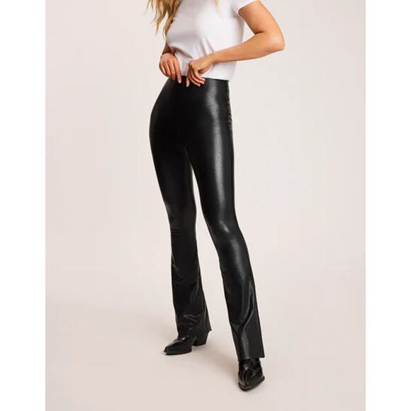 NWT Commando Faux Leather Flared Legging - Picture 2 of 8